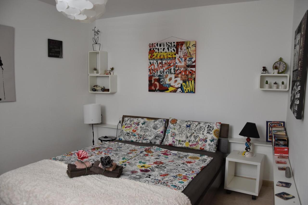 Apartment Paris Njivice Ngoại thất bức ảnh