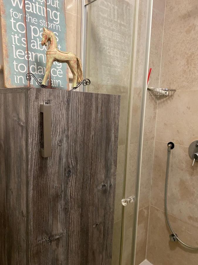 Apartment Paris Njivice Ngoại thất bức ảnh