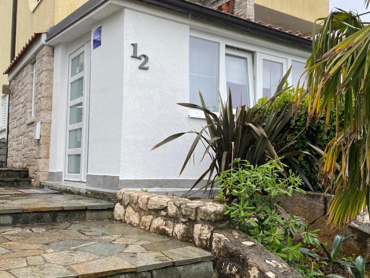 Apartment Paris Njivice Ngoại thất bức ảnh
